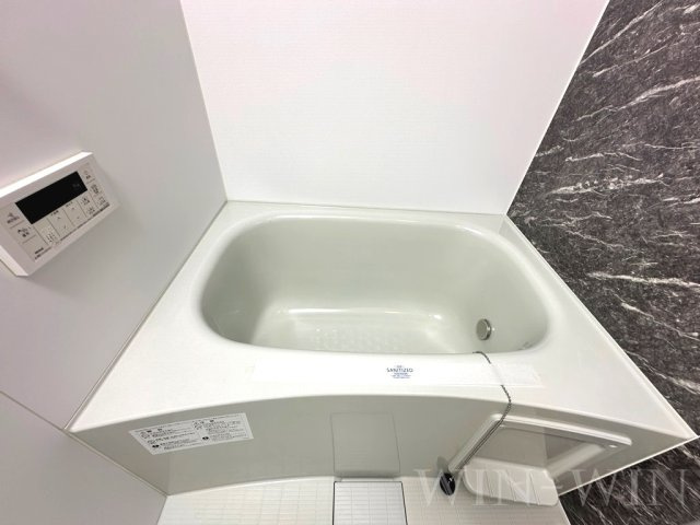 シダーコート Bの浴室
