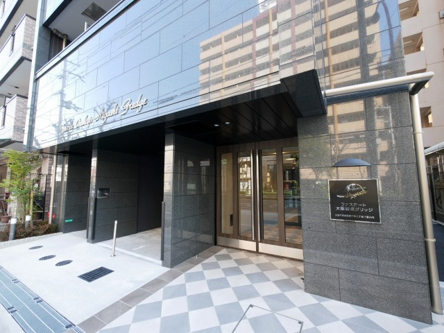 ファステート大阪城東グリッジのエントランス