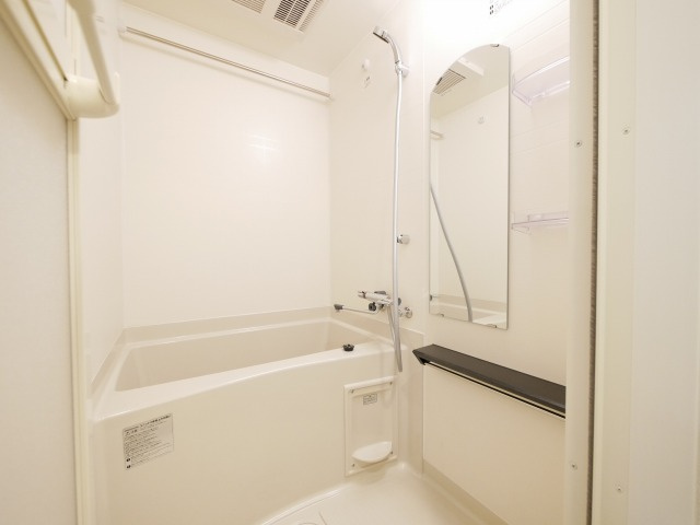 ファステート大阪城東グリッジの浴室