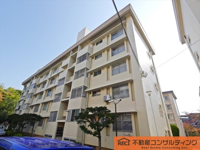 山御影マンションC棟の外観