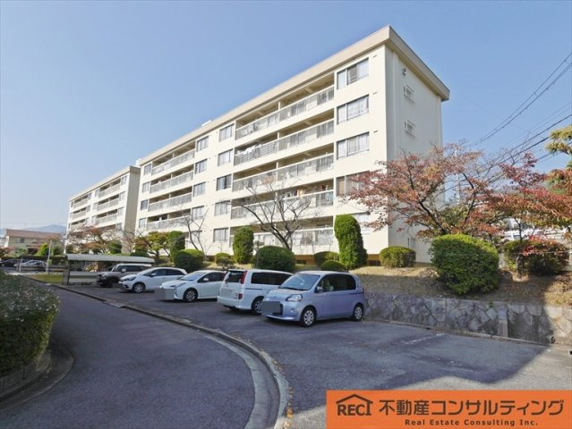 山御影マンションC棟の外観
