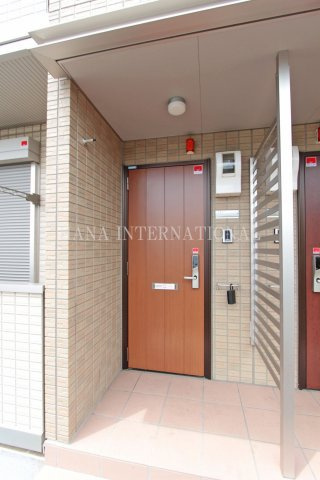 LUMIUSのエントランス
