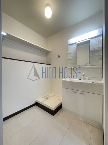 リリーヴィレッジCRESTの洗面所