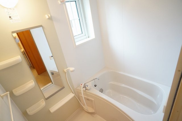 ボンヌ・シャンス・ガーデンＣの浴室