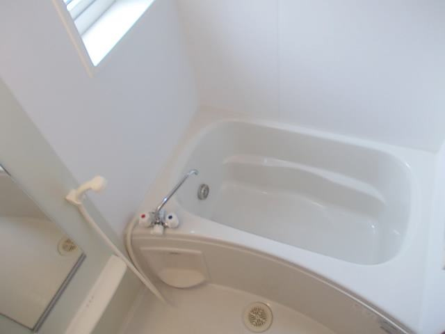 ボンヌ・シャンス・ガーデンＣの浴室|バス