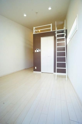 【内装】 | リバーパーク百年橋 | 別号室の写真になります。現況優先。