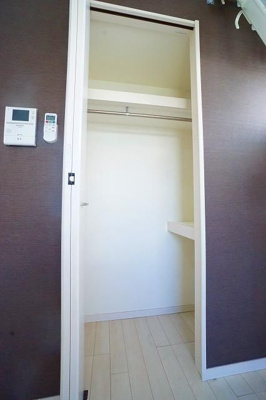 【収納】 | リバーパーク百年橋 | 別号室の写真になります。現況優先。