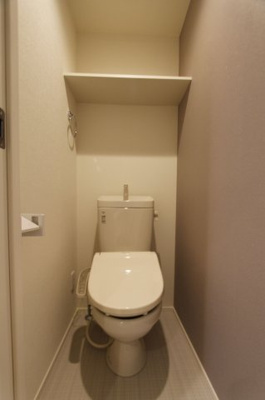 【トイレ】 | ハーモニーテラス箱崎Ⅳ | 別号室の写真になります。現況優先。