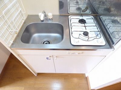 【キッチン】 | ダイナコートスタディオ東公園2 | 別号室の写真になります。現況優先。