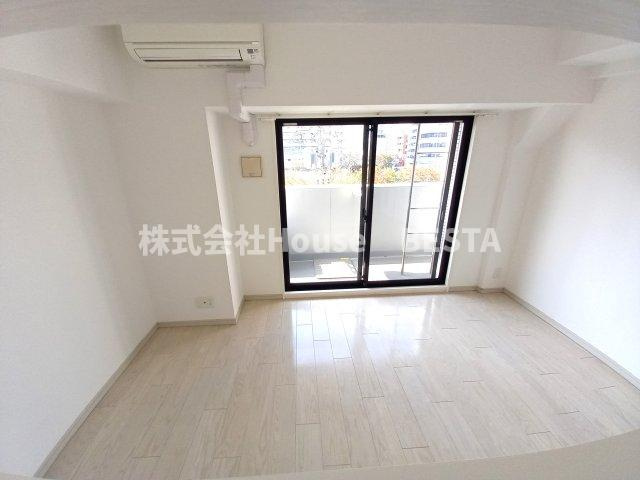 コスモリード神戸三宮の寝室