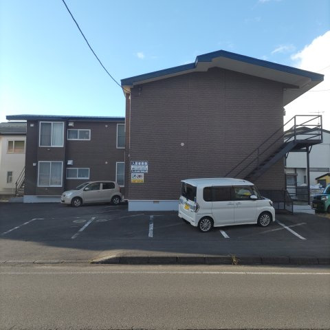 ハイデンスCPの駐車場