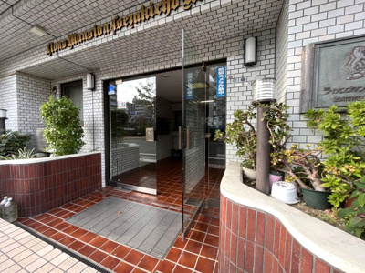 【エントランス】 | ライオンズマンション伊勢佐木町リバーサイド | エントランス部分です。