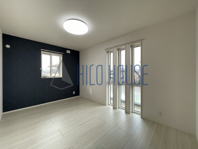 うおまこぷらすの寝室