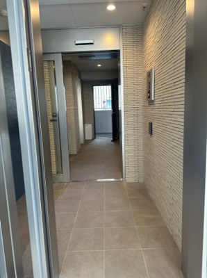 【エントランス】 | クレヴァンス両国SOUTH