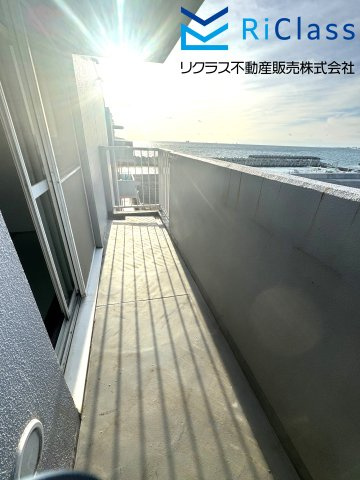 朝日プラザ西舞子のバルコニー|落ち着いた時間を過ごせるバルコニーです