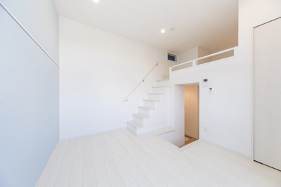 【居間・リビング】 | グランディーレ井尻 | 別号室の写真になります。現況優先。