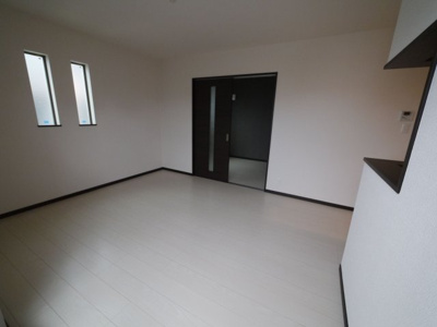 【居間・リビング】 | リテラ高宮東 | 別号室の写真になります。現況優先。