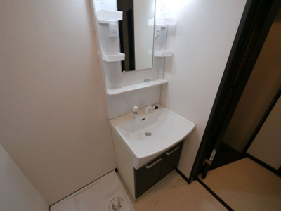 【独立洗面台】 | リテラ高宮東 | 別号室の写真になります。現況優先。