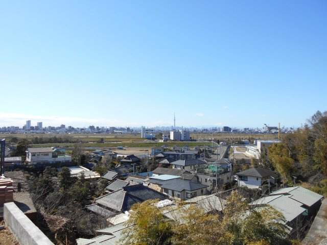 CRESCENT COURTの展望