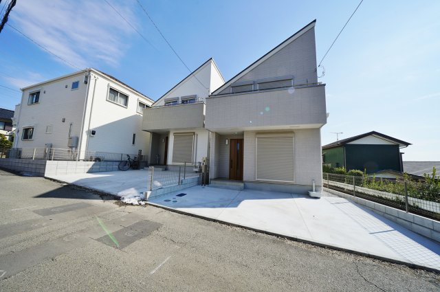【横浜市保土ケ谷区仏向西6-2全10棟新築戸建て４号棟】★仲介手数料無料★（坂本小学校・保土ヶ谷中学校）の外観