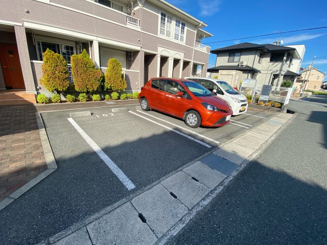 ソレイユ白浜南の駐車場