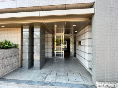 【エントランス】 | ファミール比治山通り | ファミール比治山通り