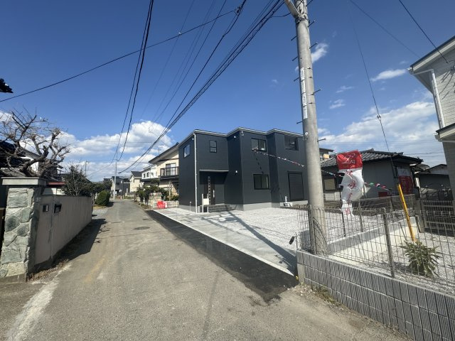 新築　前橋市青柳町第3　Livele Garden.S　1号棟の前面道路含む現地写真|現地写真　西側接道幅員約3.8ｍ
