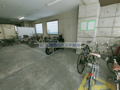  | グランエストヨシタ