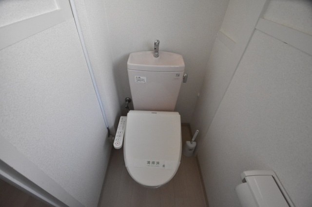 岡本貸家のトイレ