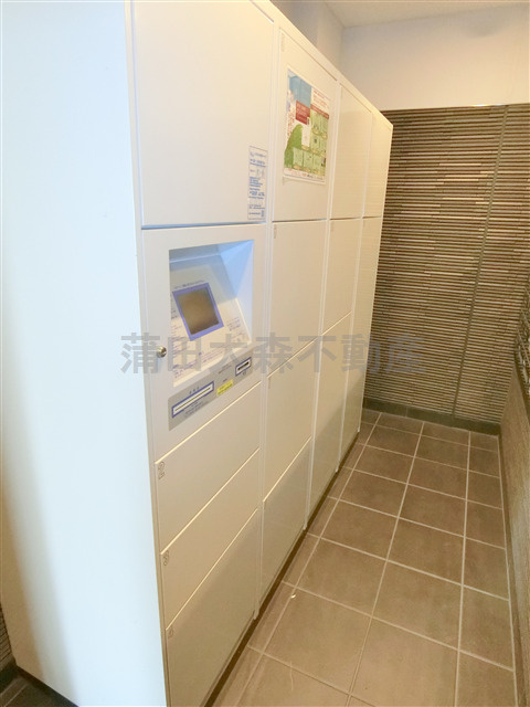 スタイリオ蒲田のエントランス|宅配BOX