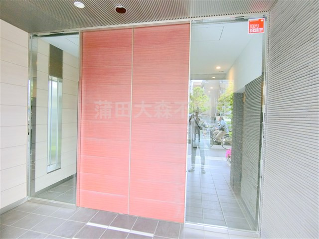 スタイリオ蒲田のエントランス