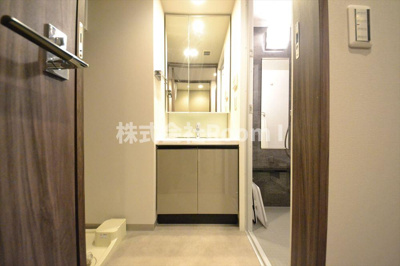 【洗面所】 | ルフォンプログレ堺筋本町タワーレジデンス | コンパクトで使いやすい洗面所