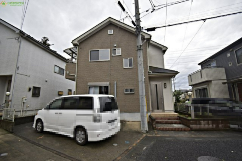 上尾市平塚②　中古一戸建ての外観