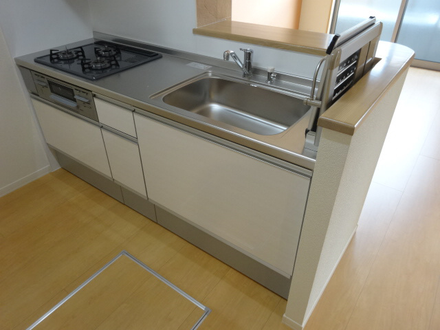 ＭＡＳＴ ＣＯＵＲＴ新野辺 Ｂ棟のキッチン