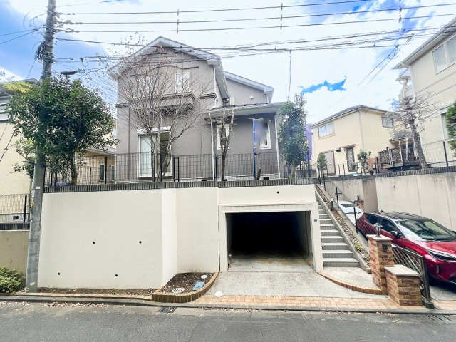 小田急線「鶴川」中古戸建の画像