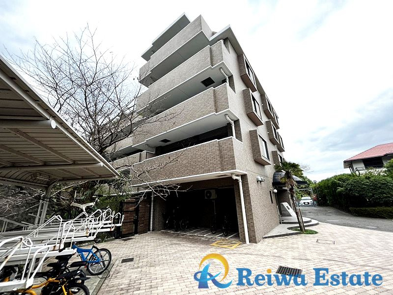 ガーデンハイツ鎌倉高校前の外観