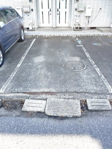 アリーブ成東の駐車場