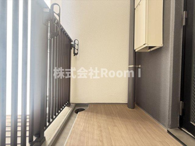 【バルコニー】 | Metrosa谷町六丁目North | お洗濯にも便利なバルコニー付き