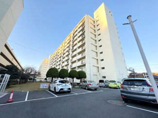【外観】 | 総戸数97戸、昭和47年8月築、管理人は日勤勤務につき管理体制良好です♪