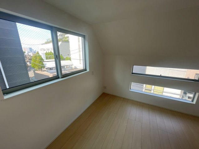 『西横浜駅』横浜市西区藤棚町2丁目 新築戸建て【仲介手数料無料】カースペース2台