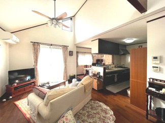 【居間・リビング】