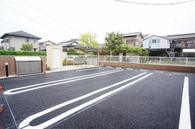 【駐車場】 | スプリング　フラワーⅡ | 駐車場