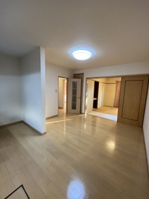 【居間・リビング】 | シュロス北島