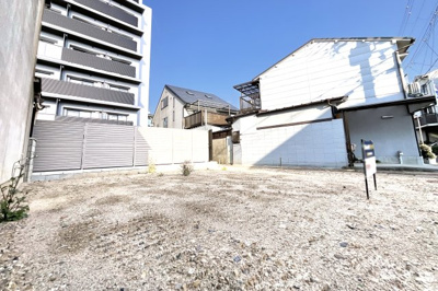 【外観】 | 伏見区竹田七瀬川町　注文住宅　建築条件なし　土地 | 南向きで陽当良好な立地です！南側は約8.4ｍもあるので快適なお家が建てられますね。