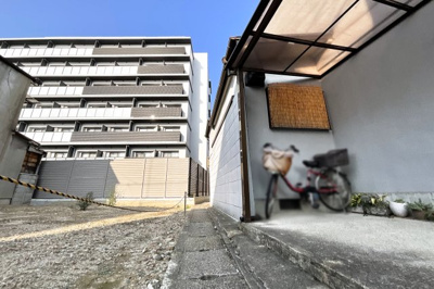 【外観】 | 伏見区竹田七瀬川町　注文住宅　建築条件なし　土地 | 《深草西浦南公園》徒歩5分《竹田幼稚園》徒歩7分とて子育て世代の方にもおすすめのエリアです。