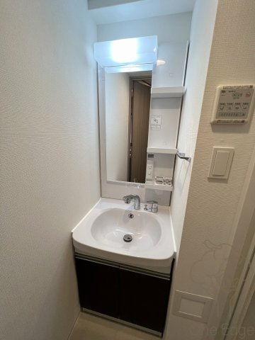 S-RESIDENCE福島玉川Deuxの独立洗面台