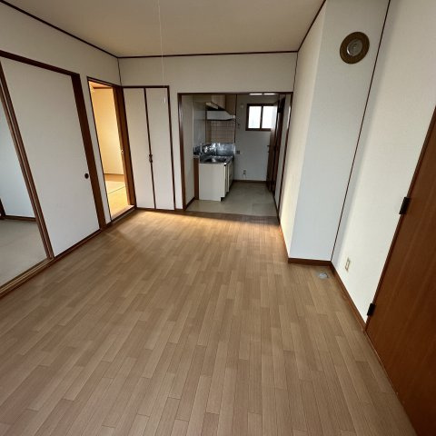 コーポジョイフルの居間・リビング