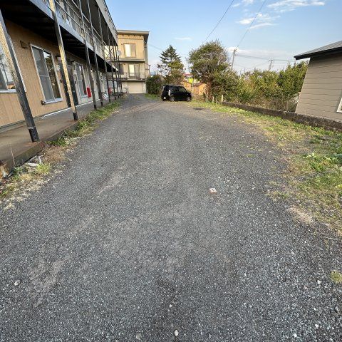 コーポジョイフルの駐車場