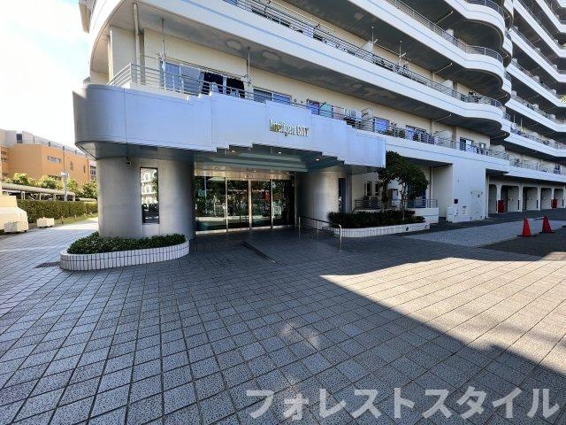 インテリジェントシティのエントランス