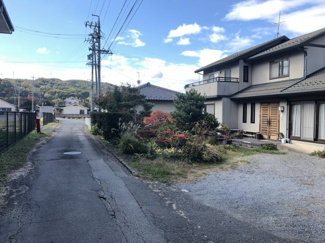 【前面道路含む現地写真】